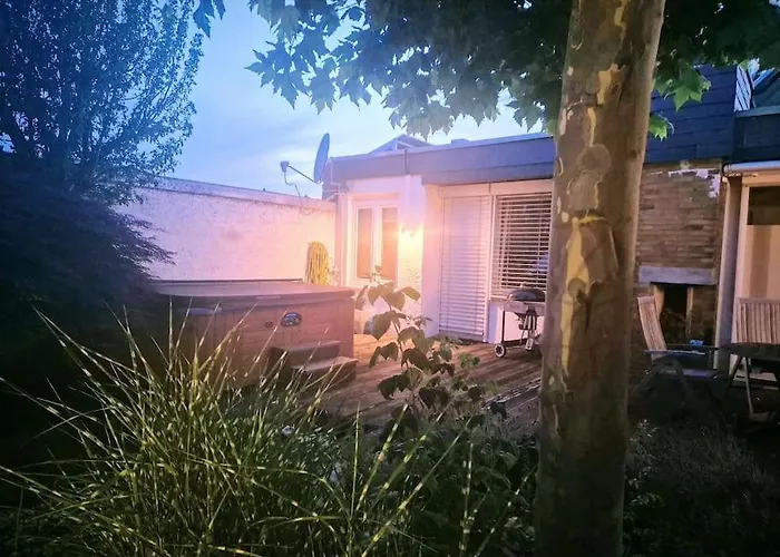 Bungalow, Uneinsehbar, 8 Personen Maximal, 3 Personen Oben, 5 Unten